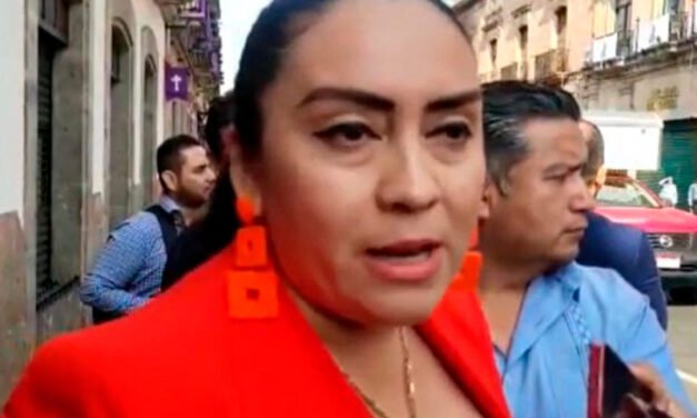 En Morelia Protestan periodistas tras amenaza de diputada a reportera
