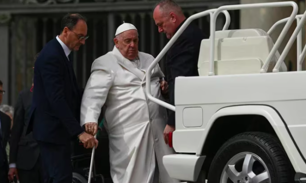 El papa Francisco se dice ‘conmovido’ por las numerosas muestras de solidaridad