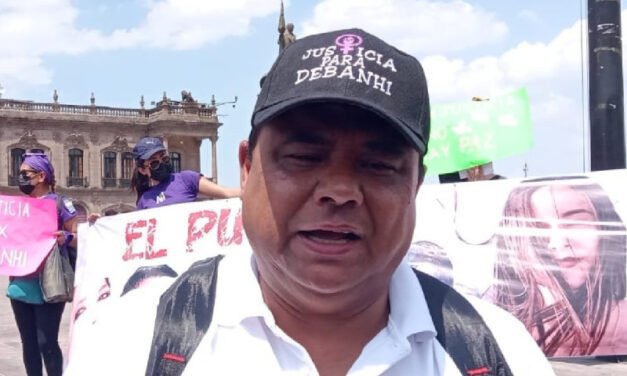 Realizan caravana en memoria de Debanhi Escobar a un año de hallazgo de su cuerpo