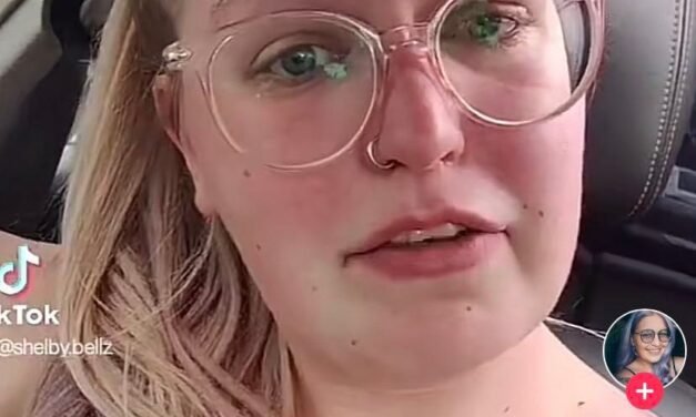 VIDEO: Mujer rompe en llanto luego de que la corrieran del gimnasio por enseñar la panza