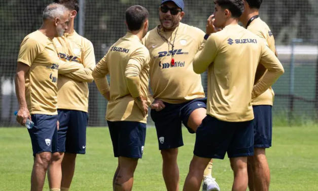¿Nepotismo en Pumas? Mohamed coloca a su hijo como auxiliar técnico