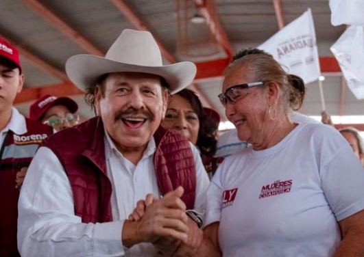 Armando Guadiana garantiza concluir obra del Metrobús Laguna en Torreón