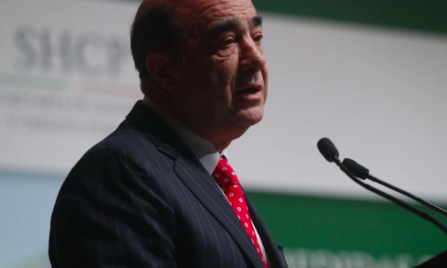 FGR imputa nuevos cargos contra Jesús Murillo Karam