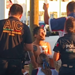 Balean a pareja en la colonia Satélite de Torreón; son atendidos afuera del aeropuerto