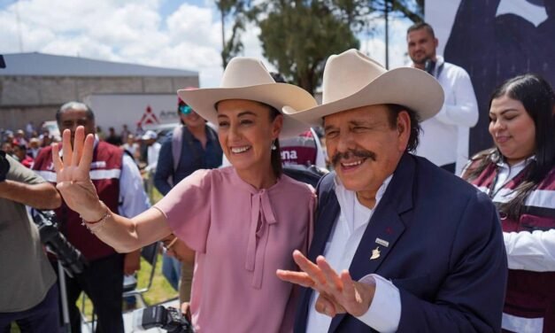 Junto a Sheinbaum en La Laguna, Guadiana pide voto masivo de cara a elecciones en Coahuila