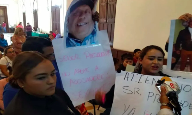 Mujeres denuncian al subdirector de Tránsito en Lerdo por acoso sexual