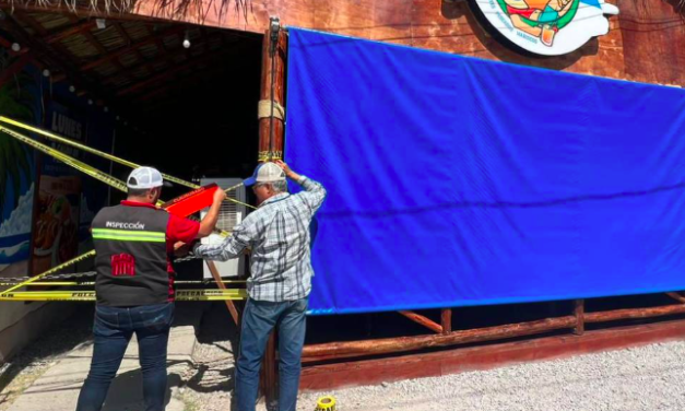 Inspeccionan restaurante-bar en Torreón tras riña y lo clausuran