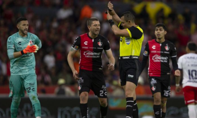 Atlas se impone en el partido de ida; gana 1-0 a las Chivas