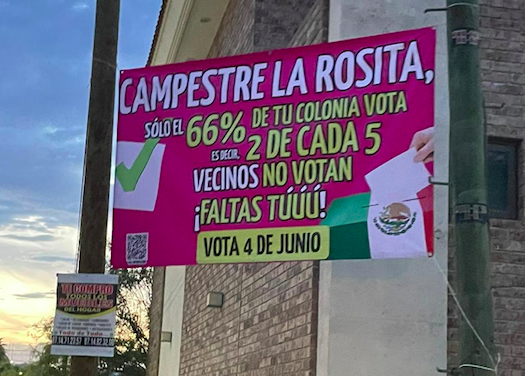 Colocan mantas en colonias de clase media alta de Torreón para promover el voto