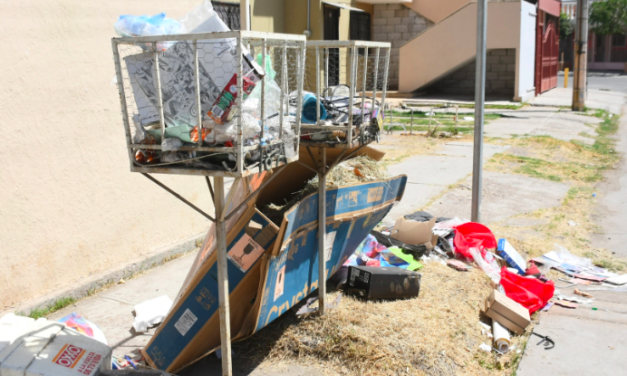 Ciudadanos de Torreón continúan tirando basura en la calle y lugares prohibidos