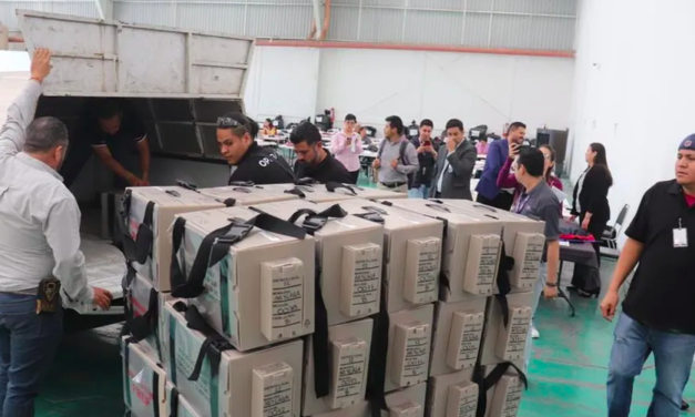 Inicia distribución de paquetes electorales en municipios de Coahuila