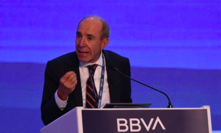 BBVA advierte incertidumbre política al cierre de sexenio
