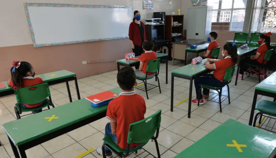 Captura de Pantalla 2023-06-12 a la(s) 11.22.46