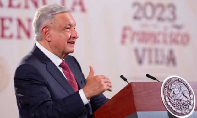 López Obrador anuncia una reforma para reconocer los derechos de los animales