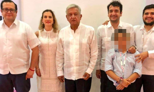 López Obrador asegura que su esposa e hijos estarán al margen de proceso de Morena