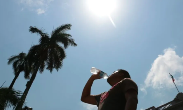 Torreón rompe récord de calor y registra 45.7 grados