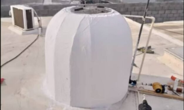 Usuario forra su tinaco para mantener el agua fría y se vuelve viral
