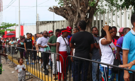 López Obrador asegura que el flujo migratorio a través de México va en descenso