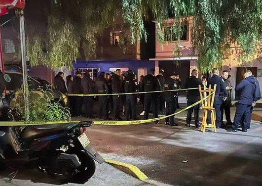 Frente a su hijo de 8 años, matan a hombre en taquería de Coyoacán