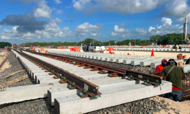 Sedena ratifica ante AMLO conclusión del Tren Maya «en tiempo y forma»
