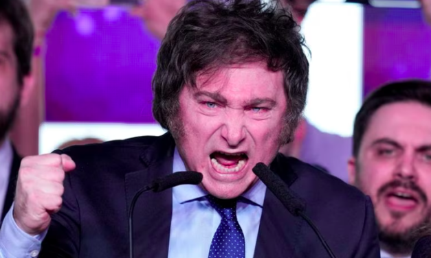 El ultraderechista Javier Milei, la gran sorpresa en la Argentina de los tres tercios