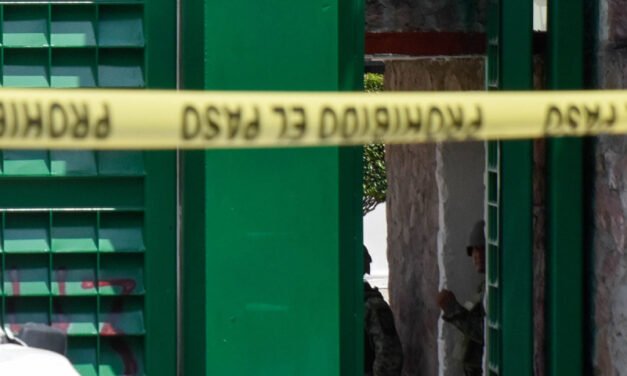 En calles de Guerrero grupo armado saca a familia de su casa y los ejecuta