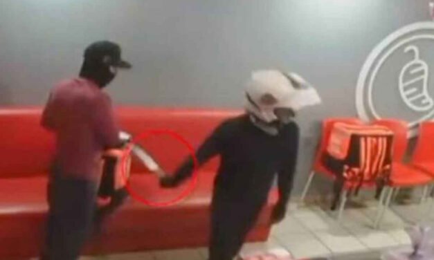 En Hermosillo falsos repartidores asaltan con un machete un restaurante