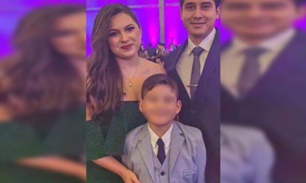 En derrumbe en iglesia de Tamaulipas mueren pareja de doctores y su hijo