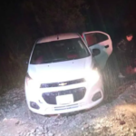 Rescatan a conductor y pasajeras extraviados en el Cañón de Fernández