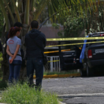 En Secundaria de Jalisco sujeto armado entra y dispara; quería defender a su hermano