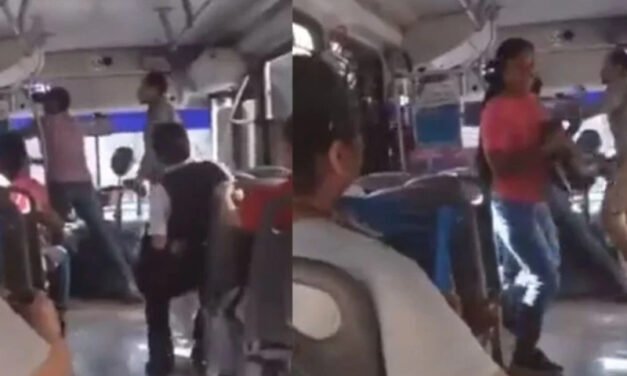 En Nuevo León pasajeros golpean a chofer de camión