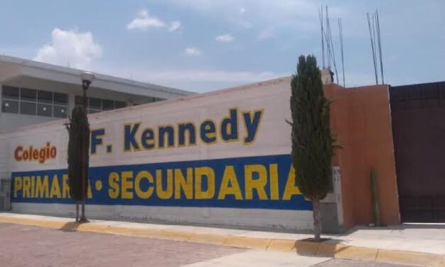 En Hidalgo maestra de primaria muere en salón de clases frente a sus alumnos