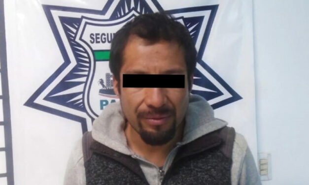 En Pachuca sujeto amenaza y golpea a su mamá en una vivienda