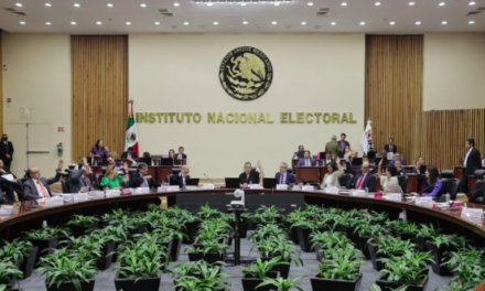 Crisis en el INE, renuncias masivas y división interna