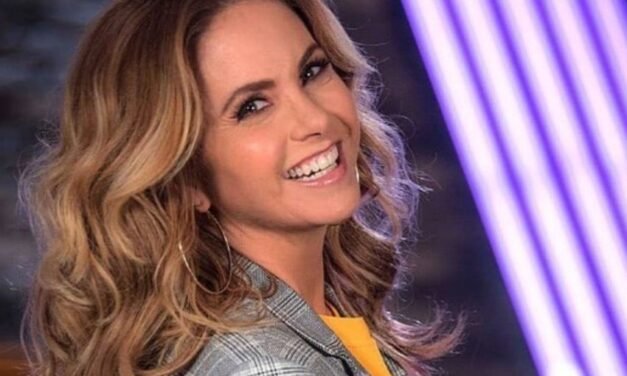 Lucero sorprende con su interpretación a la Virgen de Guadalupe