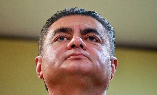 Ruptura en el PRD: Luis Espinosa Cházaro renuncia a la coordinación y militancia por diferencias con Jesús Zambrano