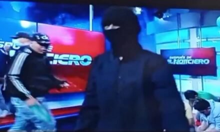 Amenazan a presentadores de noticiero en Ecuador