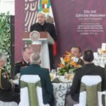 AMLO destaca el rol clave de las Fuerzas Armadas en el desarrollo nacional en el 111 Aniversario del Ejército Mexicano