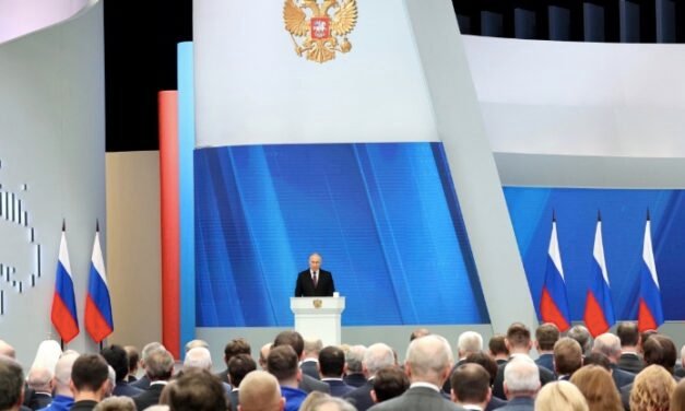 Putin afirma firmeza en política exterior en discurso preelectoral