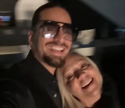 Maluma cumple el sueño de su madre al asistir a un concierto de Luis Miguel