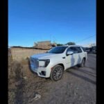 Hallan cinco cuerpos torturados dentro de una camioneta abandonada en Villa Corona, Jalisco