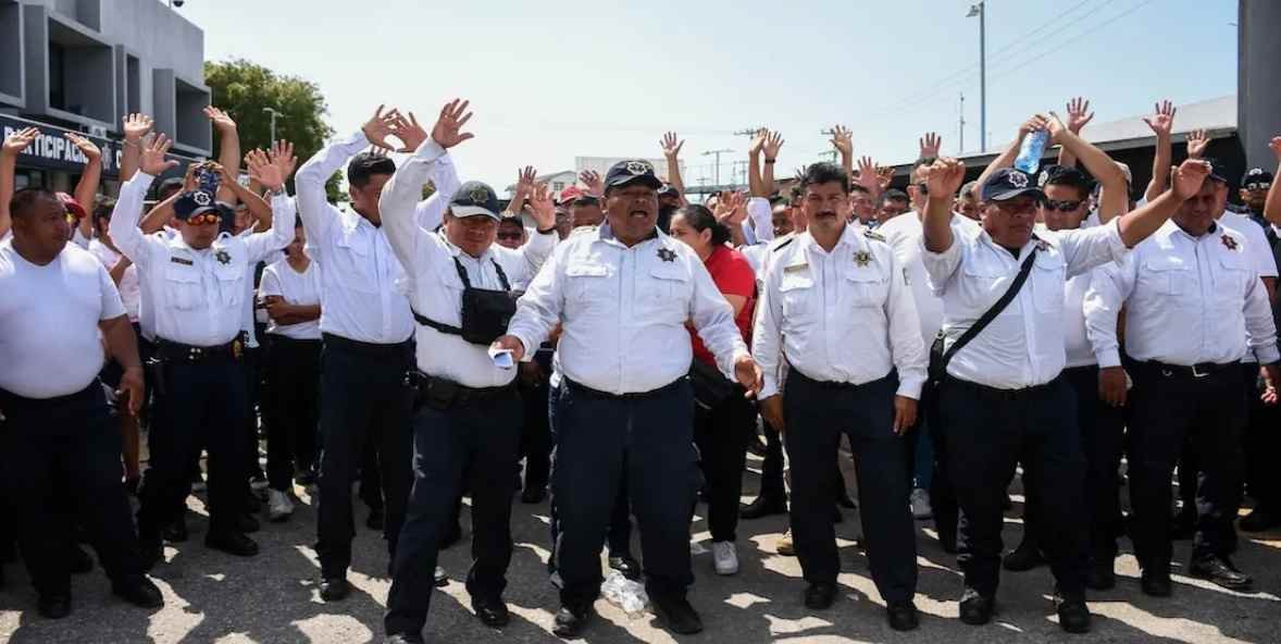 2024-03-21 (4) Policía de Campeche se rebela