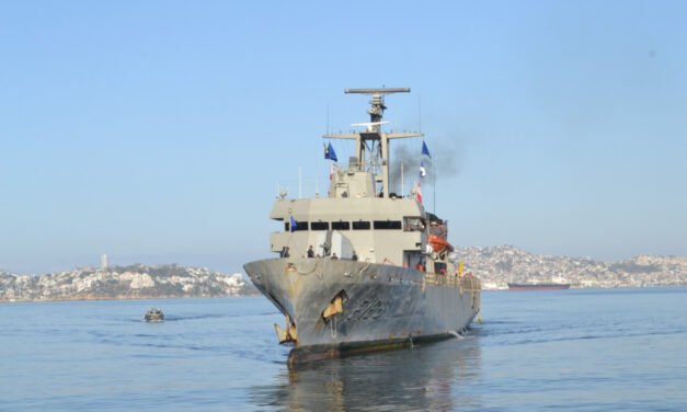 La Semar asegura casi tres toneladas de cocaína y detiene a cinco presuntos traficantes en operativo frente a costas de Acapulco