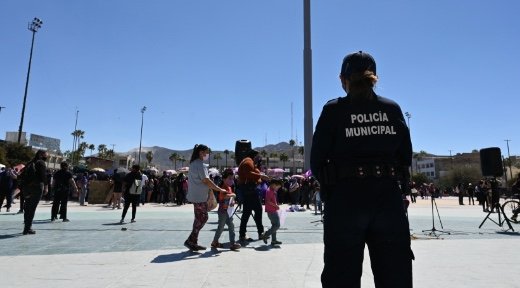 Exploramos el silencio oficial ante la tensión en la marcha del Día de la Mujer en Torreón. ¿Se trata de indiferencia o eficacia en la gestión?