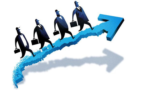 editorial_6 Desempleo históricamente bajo, pero persisten retos laborales en México.