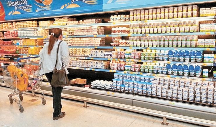 La inflación en Argentina registra una nueva baja en marzo, según el Indec
