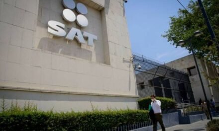 Amplían horarios en el SAT para presentar la declaración anual de impuestos