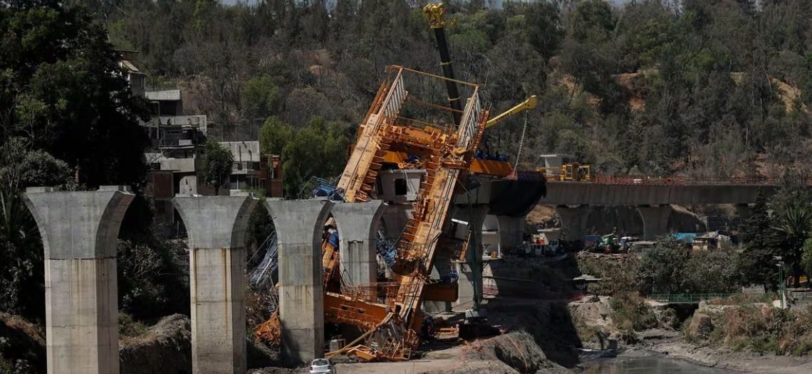 Desplome de lanzadora en obras del Tren Interurbano: Segundo accidente del año