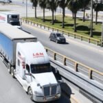 Medida restrictiva entra en vigor para camiones full en periférico de Torreón