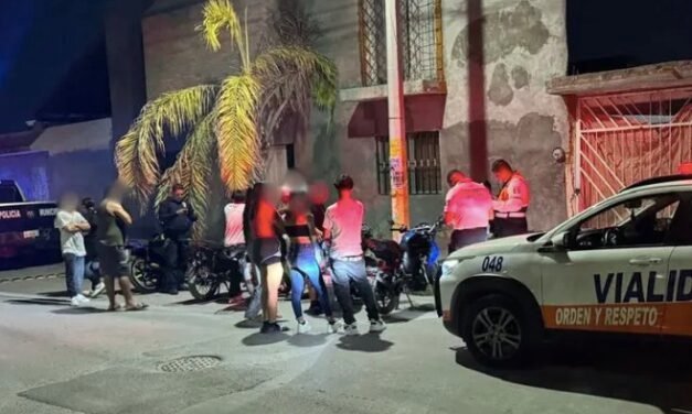 Carreras ilegales en Torreón: detienen a motociclistas jóvenes y aseguran vehículos